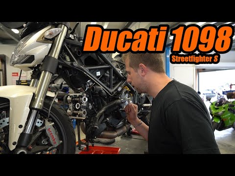 Ducati valve control explained (Desmodromic) | 1098 Streetfighter 1100