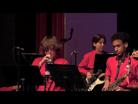 “Misty” by Johnny Burke, arr. Lewis Ft. Joe Mello & Lilai Bairu // EHS Jazz 1 @ Concert #3 22-23
