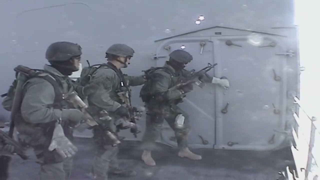 29 Minutes with U.S. Navy Seals (VBSS Mission Rehearsal)