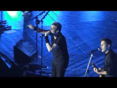 Nickelback - Lullaby live Milano 2013 multicam mix di ioluko