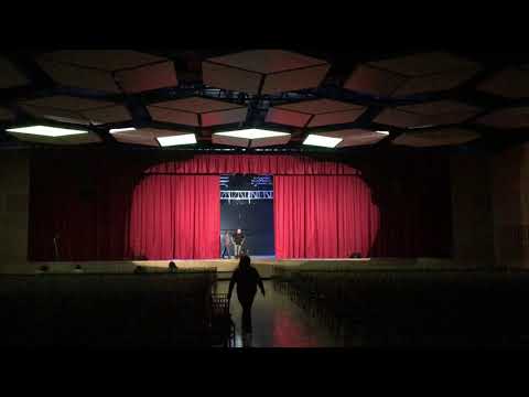 Telón Centro Cultural Cutral Co