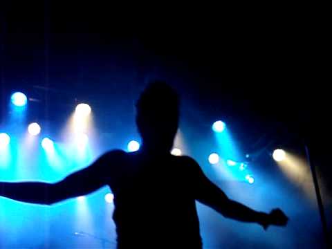 PRICELESS Chris Harms end of Sex On Legs at Trash Fest VI