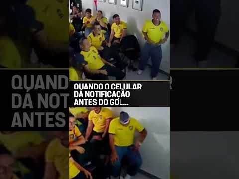 QUEM NUNCA? 😂😂😂 A NOTIFICAÇÃO DEU SPOILER PARA O CARA! #shorts