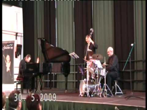 Josef Vejvoda  Trio  - Festival Janáčkův máj 30.5.2009  -  It´s Still Possible To Wait