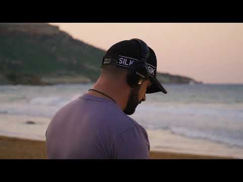 Chasing Sunsets - Ramla Bay, Gozo