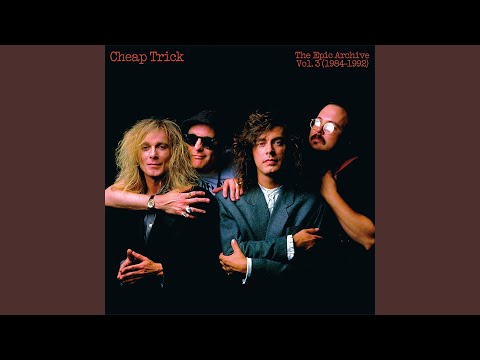 Videoclip de Don't Be Cruel (Big New Mix) — Cheap Trick