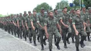 preview picture of video '35º BI incorpora 240 soldados em Feira de Santana- TvGeral.com.br'