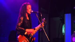 BabEs iN toYlanD - Pearl live at Bristol Trinity (24 May 2015)