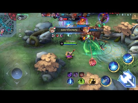 JANGAN REMEHKAN HERO INI BOSS