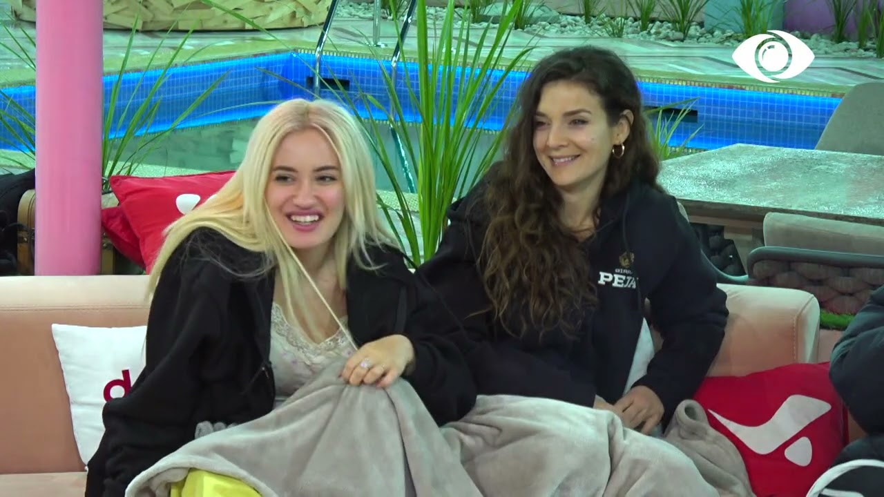 Momente gazmore/ Banorët luajnë telefoni i prishur