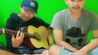 Download lagu Cover oi ade berjilbab biru versi (reggae) mp3