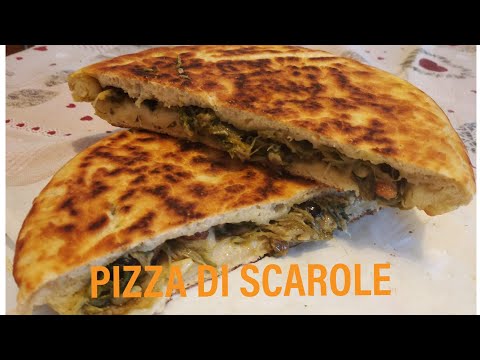 PIZZA DI SCAROLE(ricetta napoletana)
