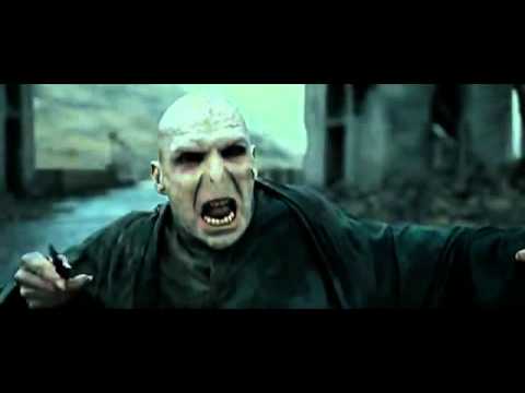 Harry Potter VS Lord Voldemort - Final Battle Hogwarts courtyard