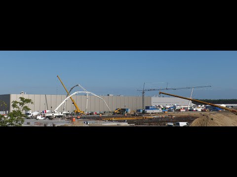 TESLA / Gigafactory4 / 29.07.2021 / 4K / Die 3. Runde Betonguss- Teil 1