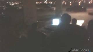 "한강에서 기타치며 놀기"