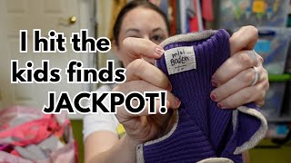 Kids Clothing Jackpot at a Yard Sale! | Sourcing to Resell Online