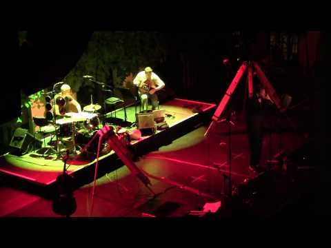 CHRISTIAN ZEHNDER & GREGOR HILBE „OLOID“ & NDIMA FEAT. MATTHIAS LOIBNER | CH/CON/A