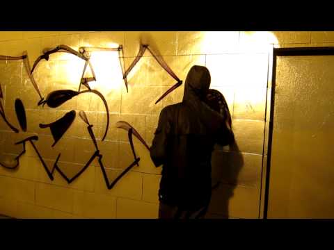 Silverchrome Speed Bombing By Rasko. Graffiti Street Art