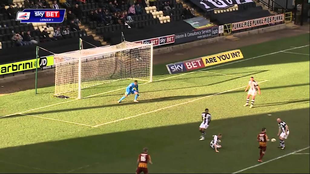 Notts County 1-1 Bradford: Sky Bet League One - Se...
