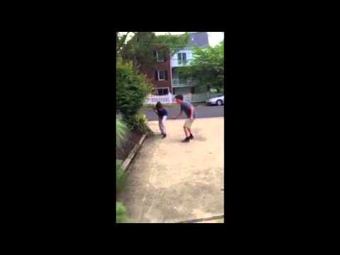 Eli Moraru is the nastiest lefty on the EAST COAST! Sick handles! Silky Jumper! Too smooth!