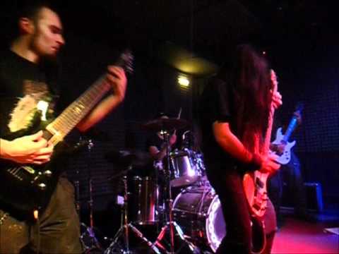 CADAVER MUTILATOR -End Of Days -ROMA 2011.wmv