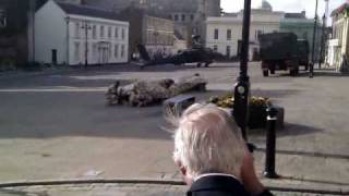 preview picture of video 'Apache Helicopter landing on Angel Hill Bury St Edmunds.'