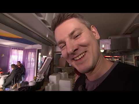 Kanal 2 "Õhtu!" Jüri Räägu burgeri müüjana