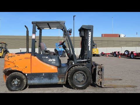 DOOSAN D455-5 10,000lb Diesel #3015 - Forklift For Sale