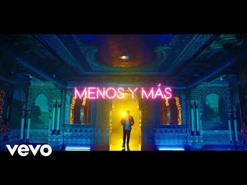 FMK, Naiky Unic - Menos y Más | Earrape