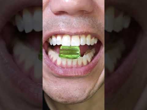 If you love Apple Candy, you will love Fox's Crystal Clear Apple Tea Candy. #DoctorTristanPeh #ASMR