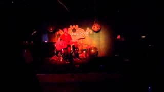 Diana Meyer at the Copper Door - Wake Up (clip)