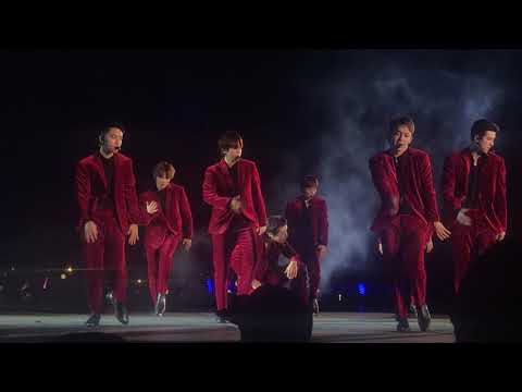 190119 EXO - Love Shot SMTOWN in Chile day 2