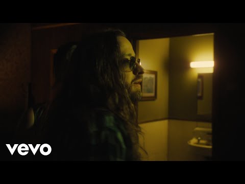 Colt Graves - We Both Lie (Visualizer)