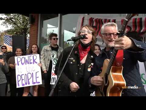 Solidarity Forever w/Billy Bragg for Elmwood Starbucks Strike