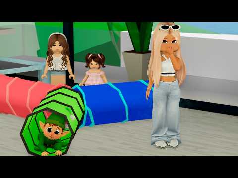 Linda y Emma Tienen un Extraño Amigo En La Casa | Roblox Roleplay. 
