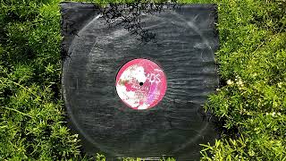 Guillaume La Tortue & Chris Carrier - First Head