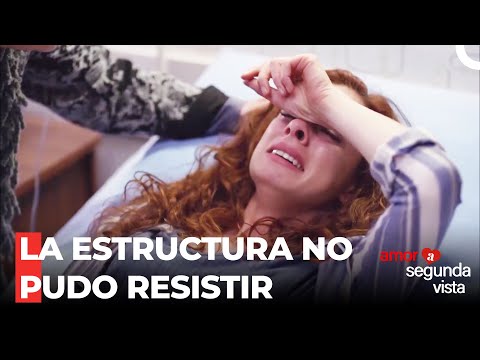 Zeynep Se Desmayó - Amor A Segunda Vista