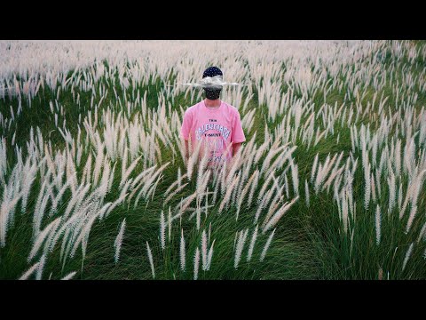 THE AB7 - LEAVE ME ALONE (Official Visualizer)