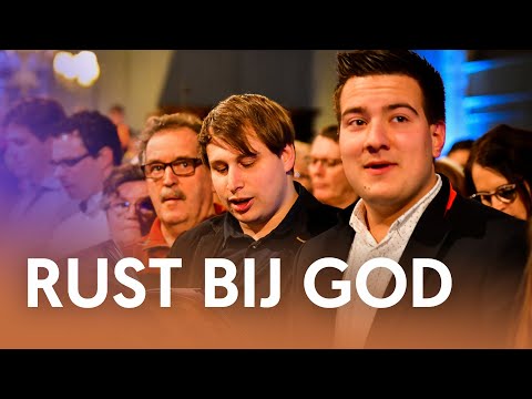 Rust bij God - Compilatie | Nederland Zingt