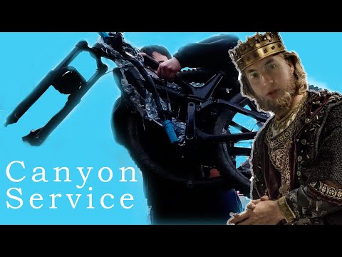 Leo testet den Canyon Service