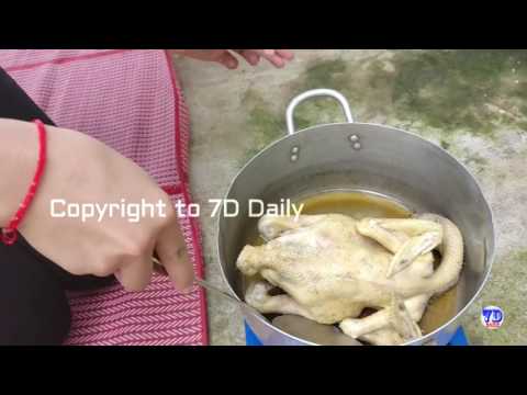 Beautiful Girl Roast Chicken With Coca Cola and Banana Flower (Delicious Food)