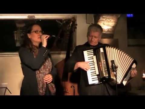 Julia Kokke Trio - Live: Zigeunerjunge, A bicyclette, Michel Legrand