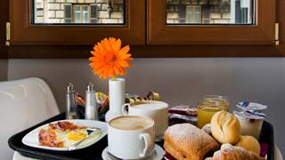 Relais Forus Inn, Rome, Italy | Travel With Divya