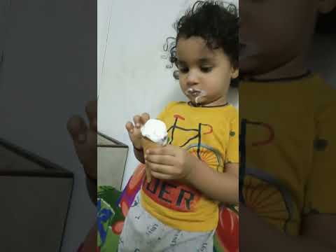 akarsh 🍦 icecream kha raha hai