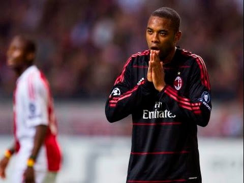 Top 10 Gols Perdidos Por Robinho
