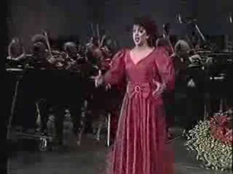 Beverly Hoch - Les oiseaux dans la charmille (Doll Song)