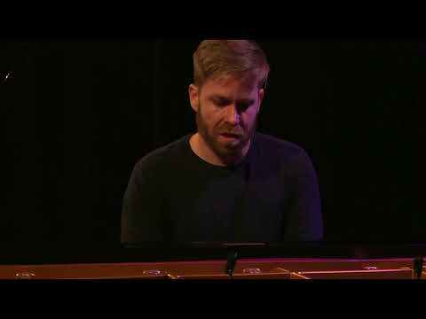 Live at Stoughton Opera house in Stoughton, Wisconsin (full concert film)