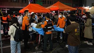 Bei einem Halloween-Ansturm in Seoul sind über 150 Menschen ums Leben gekommen