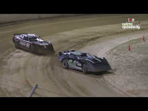 Sep 17th S2 at TWW Cairns Speedway - Super Sedans heat 2