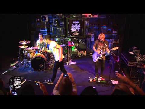 New Politics - "Tonight You're Perfect" (Live at KROQ Red Bull Soundspace)